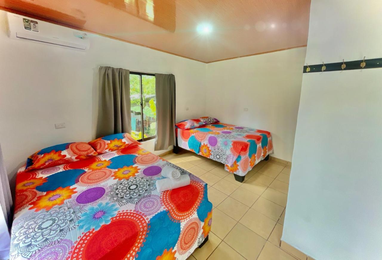 Carey Lodging Tortuguero Buitenkant foto