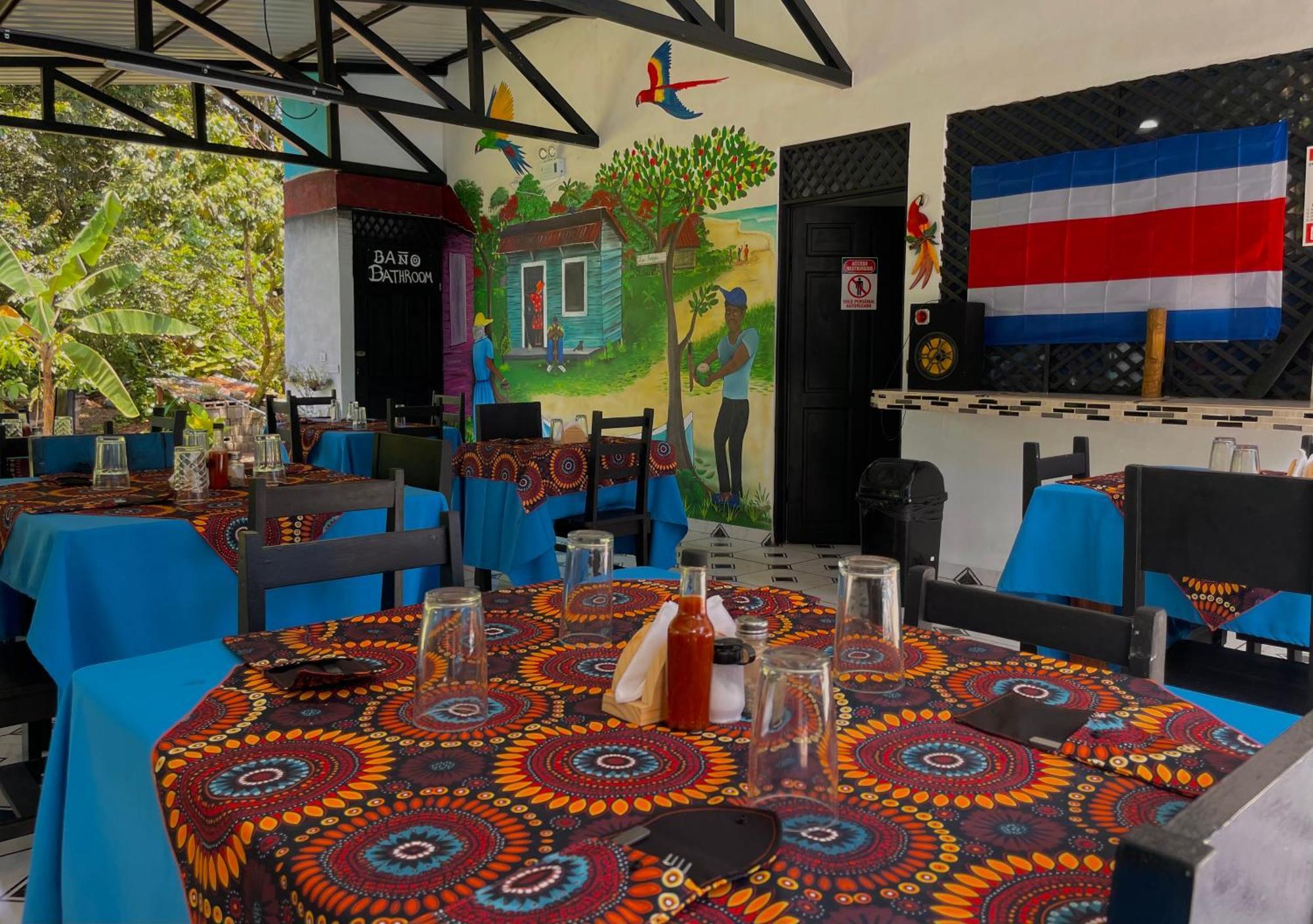 Carey Lodging Tortuguero Buitenkant foto