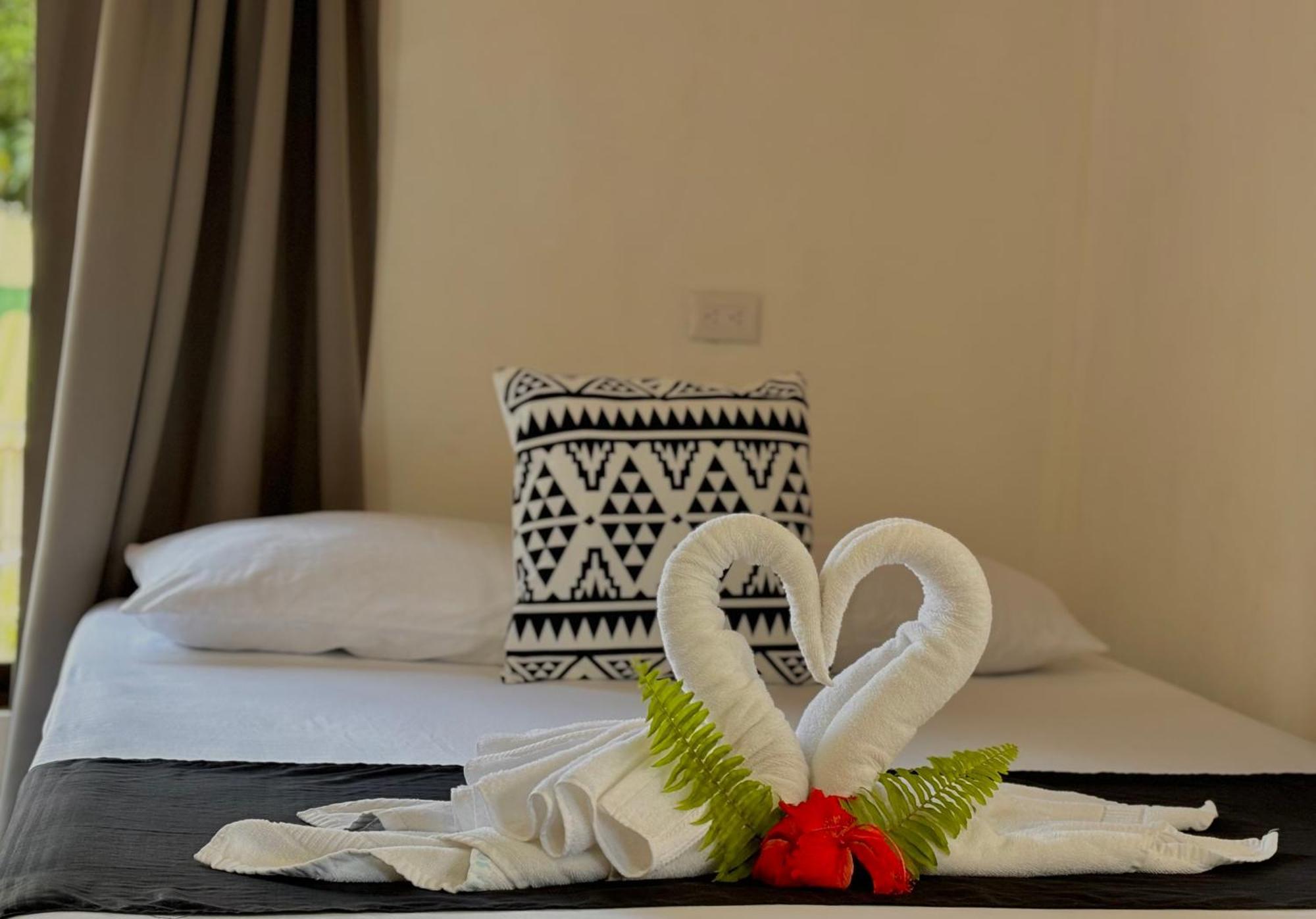 Carey Lodging Tortuguero Buitenkant foto