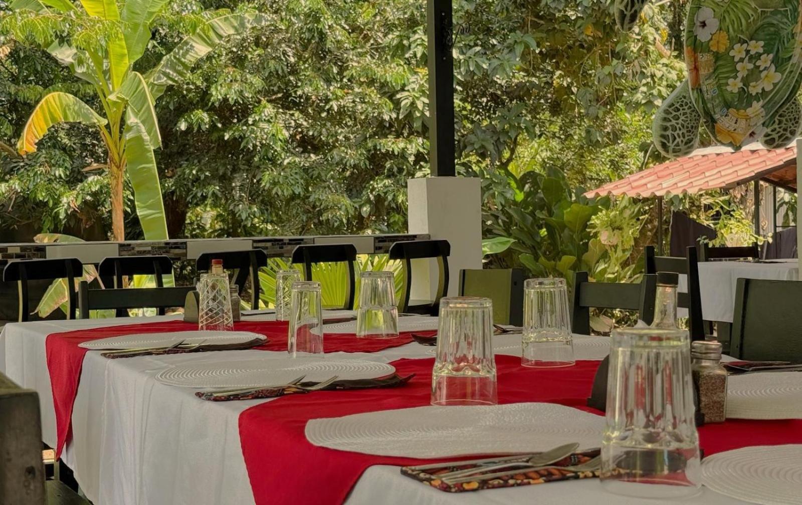 Carey Lodging Tortuguero Buitenkant foto